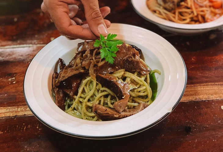 Basil Pesto Shitake Pasta