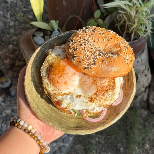 Garden Breakfast Bagel