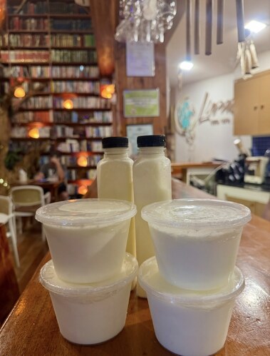 Cow milk kefir